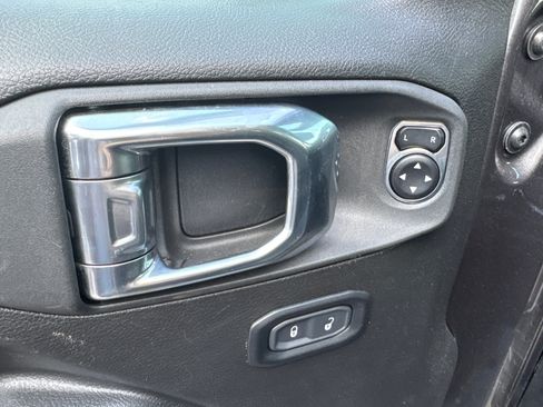 Used 2025 Jeep Wrangler Unlimited Sport S 4xe AWD/4WD image 11