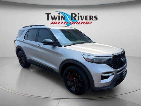 Used 2024 Ford Explorer ST w/ Equipment Group 401A AWD/4WD image 6