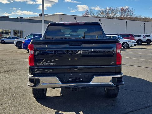 Used 2022 Chevrolet Silverado 1500 LT image 6