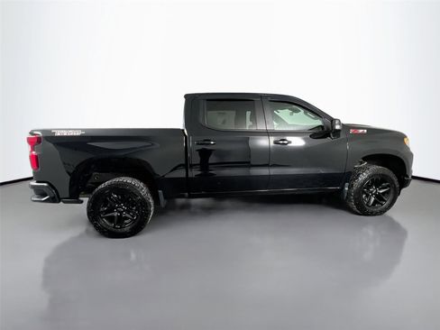 Used 2023 Chevrolet Silverado 1500 LT Trail Boss w/ Convenience Package II image 7
