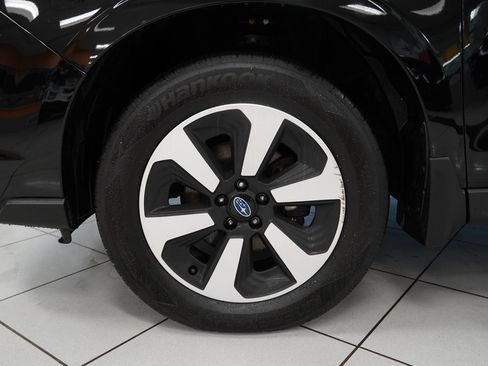 Used 2018 Subaru Forester 2.5i Premium image 17