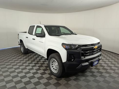 New 2025 Chevrolet Colorado W/T w/ Advanced Trailering Package image 5