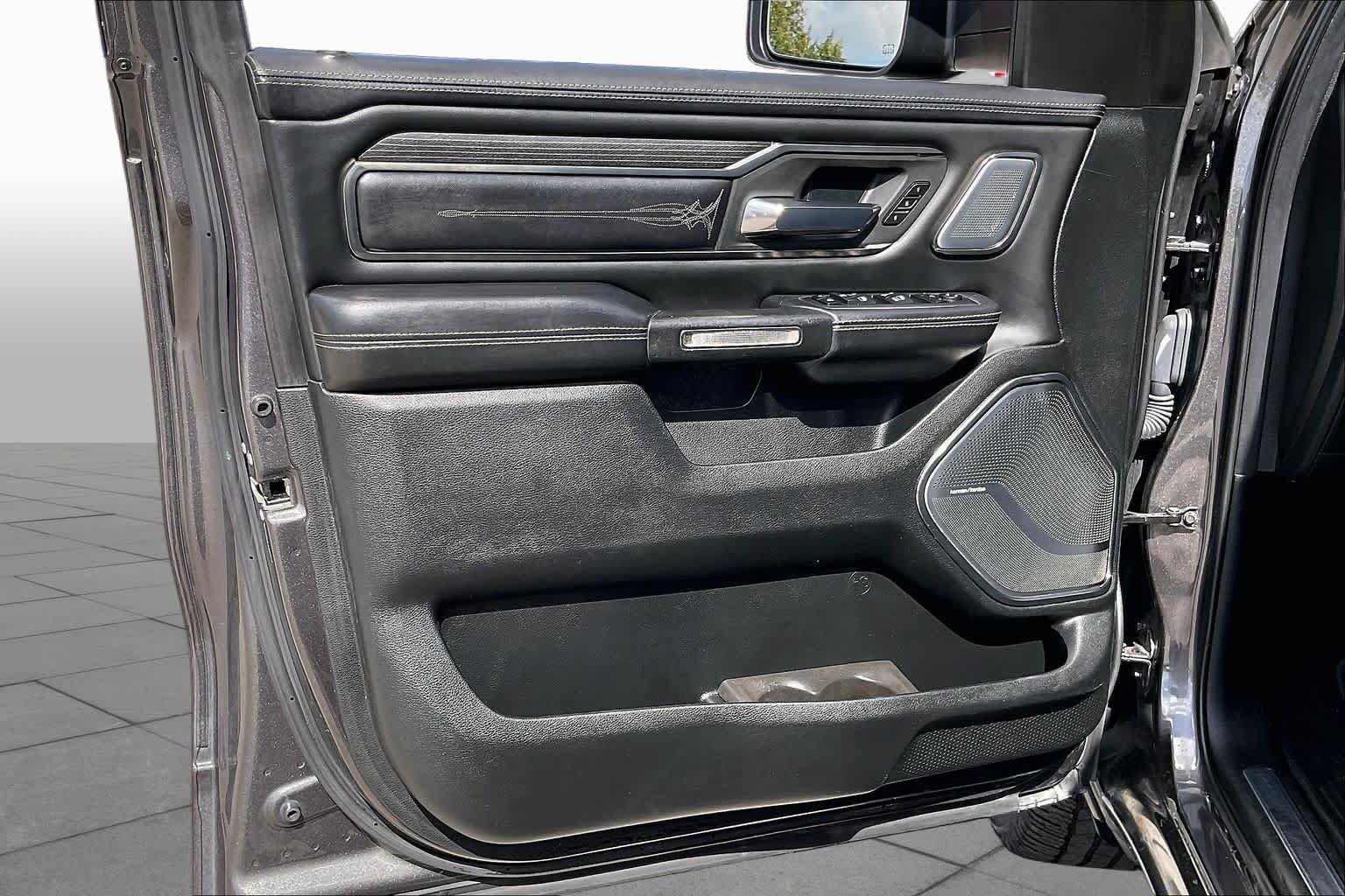 Used 2019 RAM 1500 Limited AWD/4WD image 21