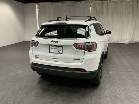 Used 2022 Jeep Compass Latitude AWD/4WD image 5