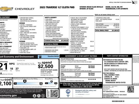 Used 2023 Chevrolet Traverse LT FWD image 2