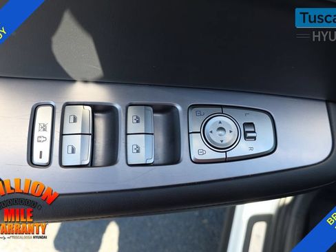Used 2024 Hyundai Palisade Limited AWD/4WD image 13
