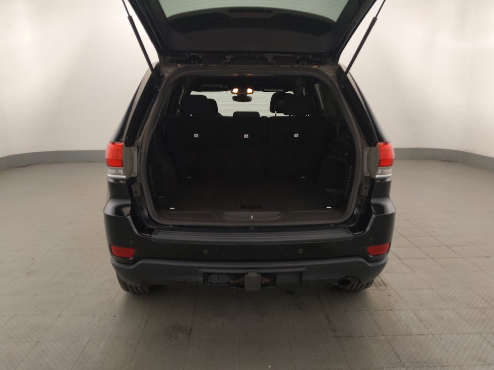 Used 2017 Jeep Grand Cherokee Laredo w/ Quick Order Package 23E AWD/4WD image 29