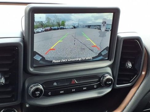 Certified 2024 Ford Bronco Sport Outer Banks w/ Tech Package AWD/4WD image 21