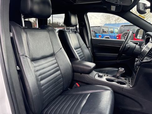 Used 2021 Jeep Grand Cherokee Limited X image 18