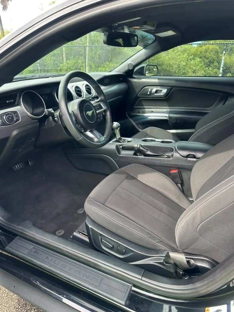 Used 2020 Ford Mustang GT RWD image 8