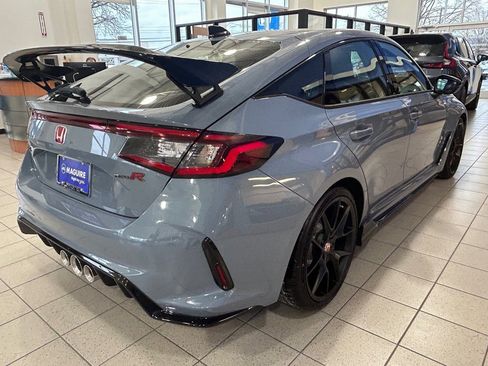 New 2025 Honda Civic Type R image 9