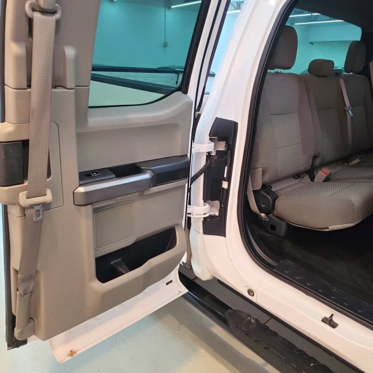 Used 2018 Ford F150 XLT w/ Trailer Tow Package AWD/4WD image 26