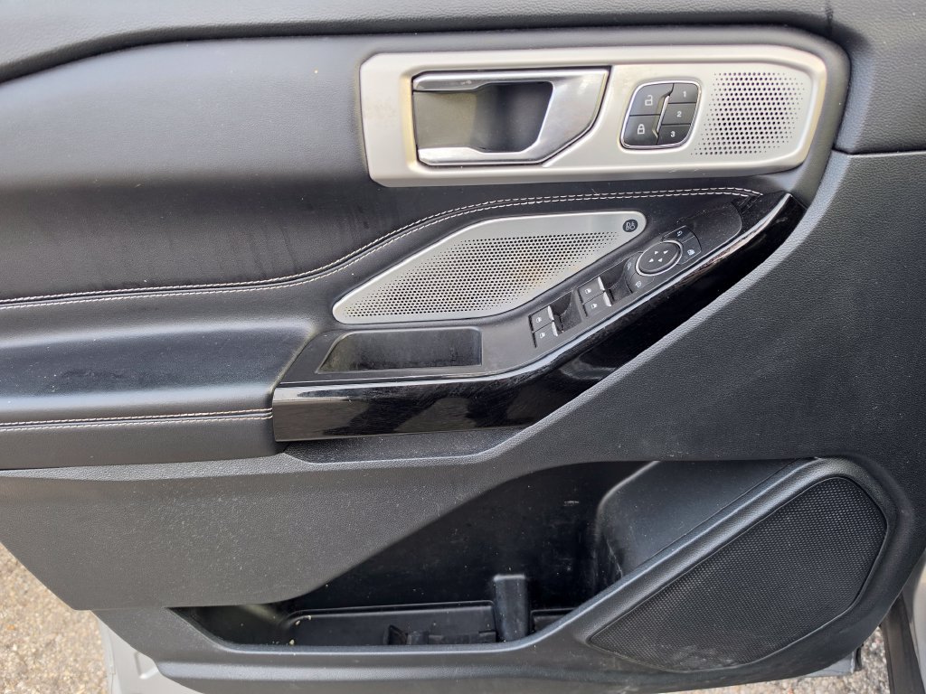 Used 2021 Ford Explorer ST w/ Equipment Group 401A AWD/4WD image 5