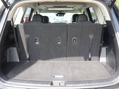 Used 2025 Kia Telluride S AWD/4WD image 19