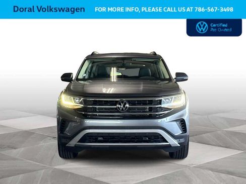 Certified 2023 Volkswagen Atlas SE w/ Panoramic Sunroof Package FWD image 3