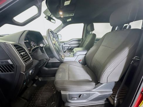 Used 2018 Ford F150 XLT w/ Equipment Group 302A Luxury RWD image 13