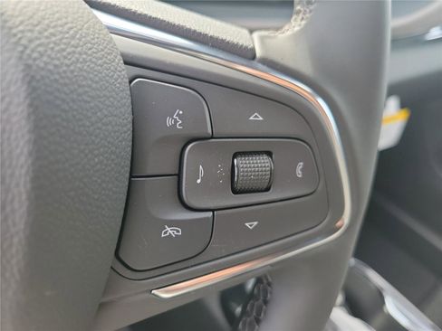 New 2026 Buick Envista Avenir image 19