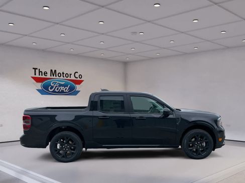 New 2026 Ford Maverick Lobo AWD/4WD image 11