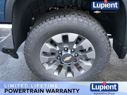 New 2026 Chevrolet Silverado 3500 LT image 12