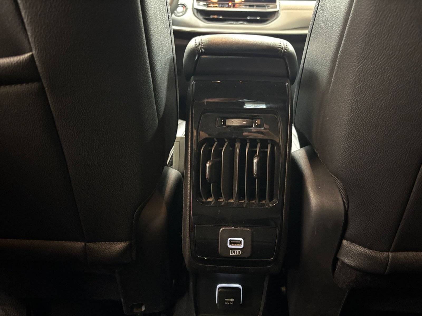 Used 2025 Jeep Compass Limited AWD/4WD image 22