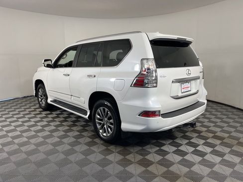 Used 2017 Lexus GX 460 Luxury image 15