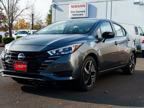 New 2025 Nissan Versa SR w/ Trunk Package image 3