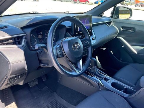 Used 2024 Toyota Corolla Cross SE image 18