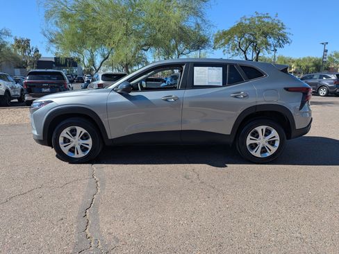 Used 2024 Chevrolet Trax LS image 5