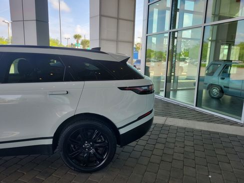 Used 2021 Land Rover Range Rover Velar S image 4