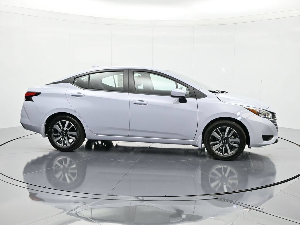 New 2025 Nissan Versa SV w/ Trunk Package FWD image 4