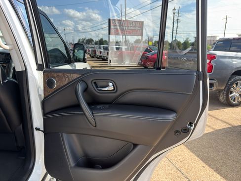 Used 2021 INFINITI QX80 Premium Select w/ Cargo Package RWD image 34