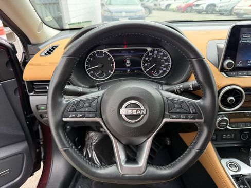 Used 2024 Nissan Sentra SV w/ SV Premium Package FWD image 4