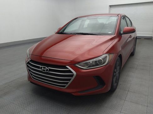 Used 2017 Hyundai Elantra SE image 15