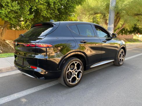 Used 2024 Alfa Romeo Tonale Ti AWD/4WD image 5