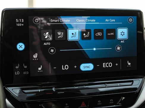 Used 2021 Volkswagen ID.4 Pro S image 32