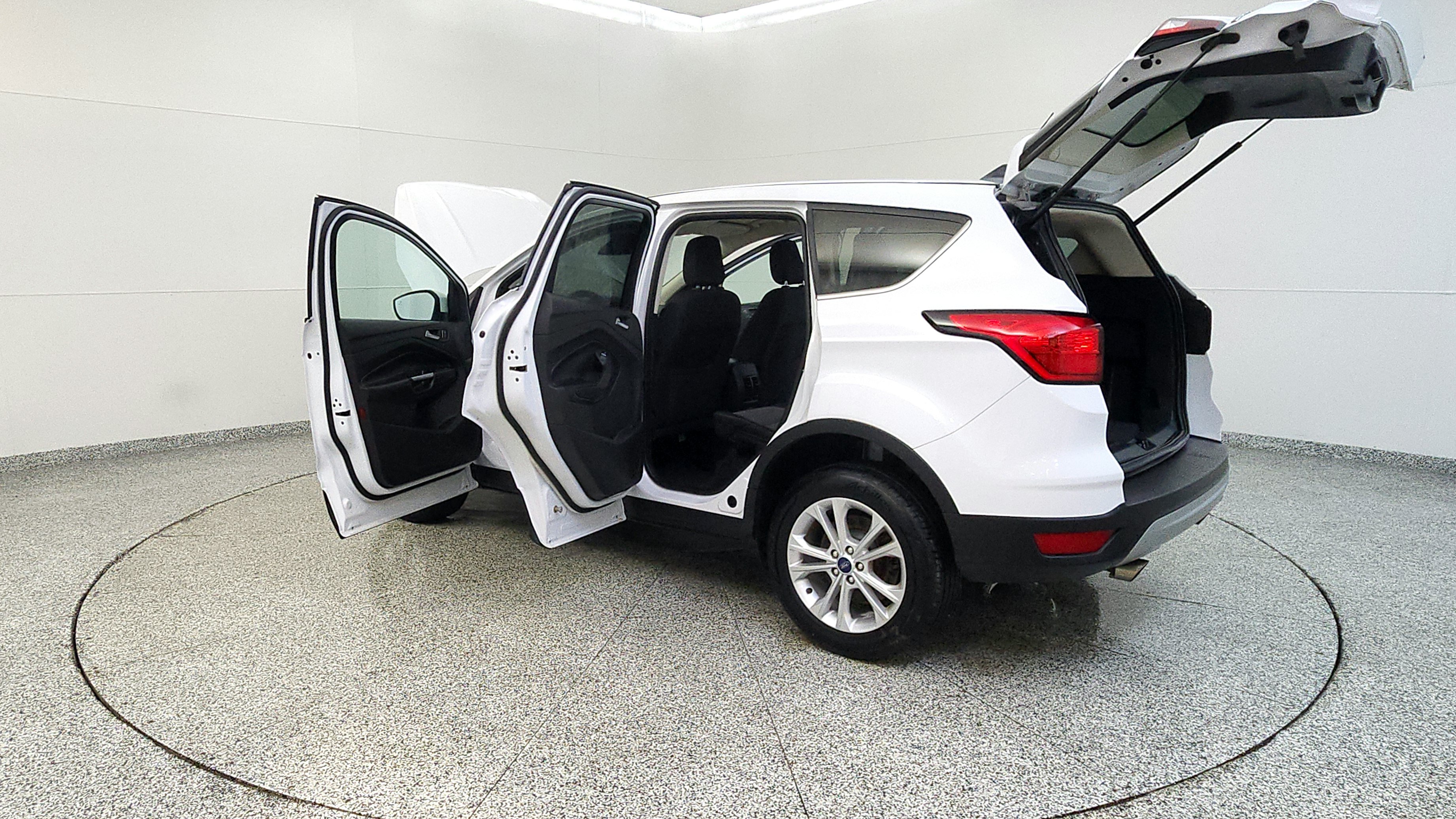 Used 2019 Ford Escape SE AWD/4WD image 10