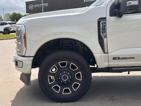 Used 2024 Ford F250 Platinum image 6