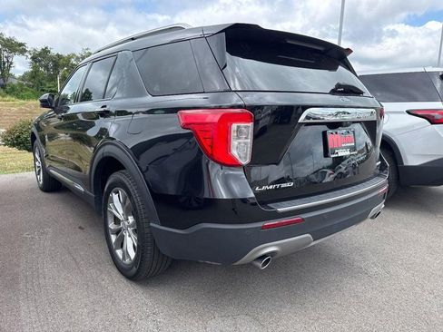 Used 2023 Ford Explorer Limited image 7