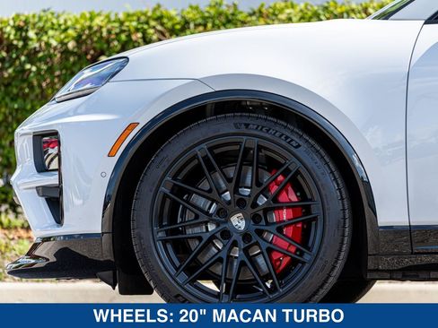 Used 2025 Porsche Macan Turbo Electric AWD/4WD image 37