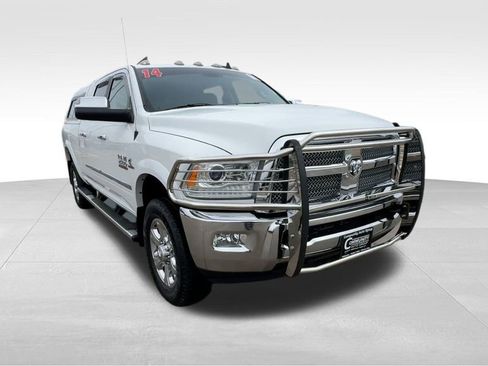 Used 2014 RAM 2500 Limited image 4