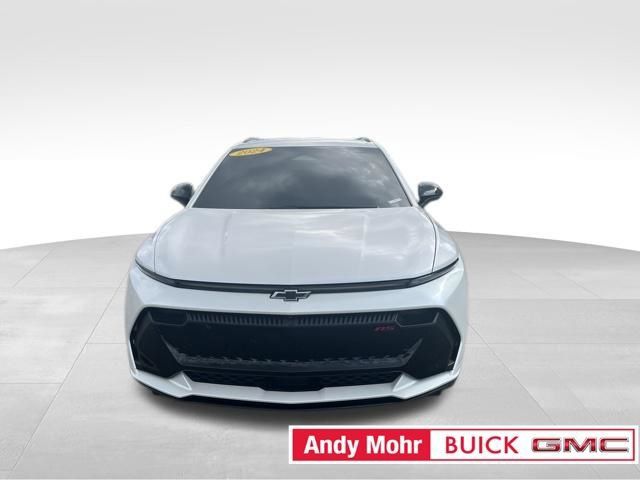Used 2024 Chevrolet Equinox EV RS FWD image 5