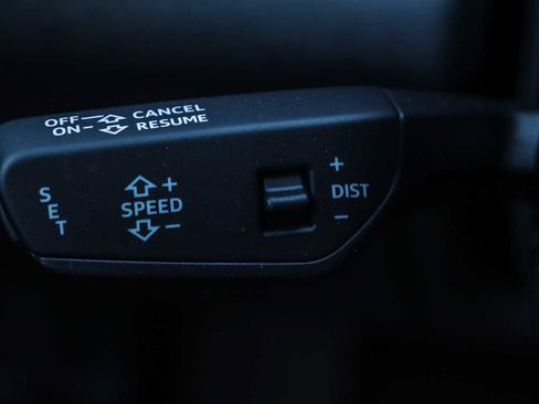 New 2025 Audi Q5 Premium image 30