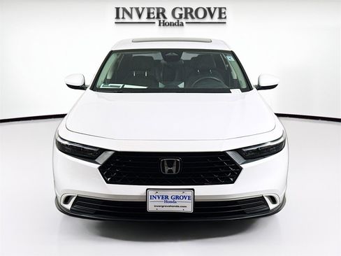 Used 2023 Honda Accord EX image 2