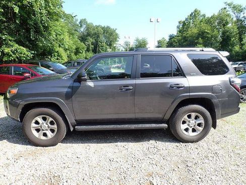 Certified 2019 Toyota 4Runner SR5 Premium AWD/4WD image 6