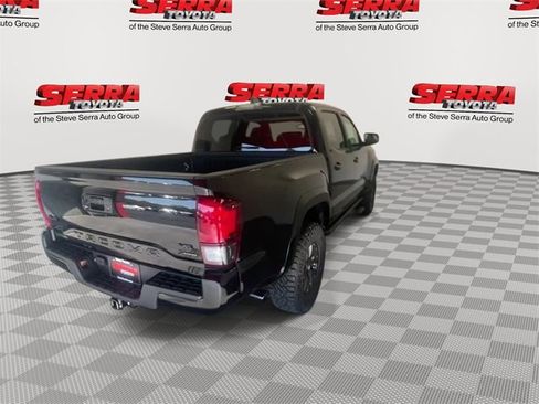 Used 2023 Toyota Tacoma SR5 w/ Technology Package image 3
