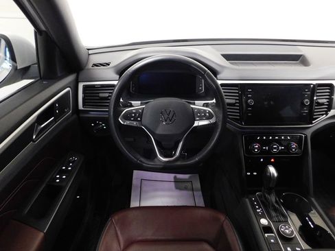 Used 2023 Volkswagen Atlas Cross Sport SEL Premium R-Line image 40