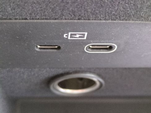 New 2026 Volvo XC90 B6 Plus w/ Protection Package Premier image 21