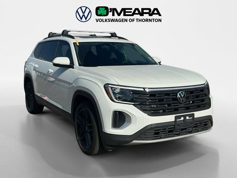 Used 2025 Volkswagen Atlas SE AWD/4WD image 7