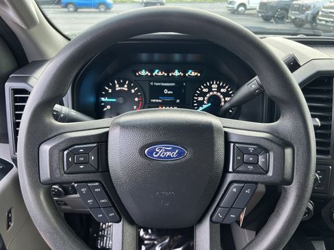 Used 2018 Ford F150 XL w/ Equipment Group 101A Mid AWD/4WD image 24