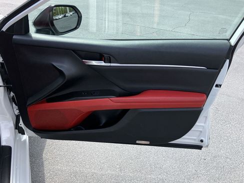 Used 2023 Toyota Camry XSE image 31